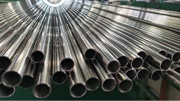 不銹鋼管在鋰電設備中的關鍵作用！